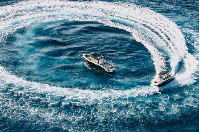 ❖ Milos: Small Group Yacht Tour—Kleftiko Sarakiniko Poliegos - Weather, wind, and music: what can change and why it still works