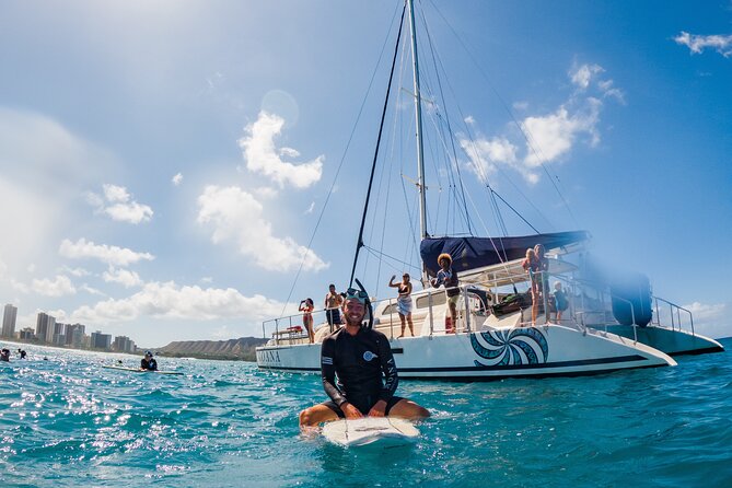 Moana’s Waikīkī Grand Guided Turtle Snorkel & Sailing Adventure - Drinks on the return: a simple bonus that actually feels good