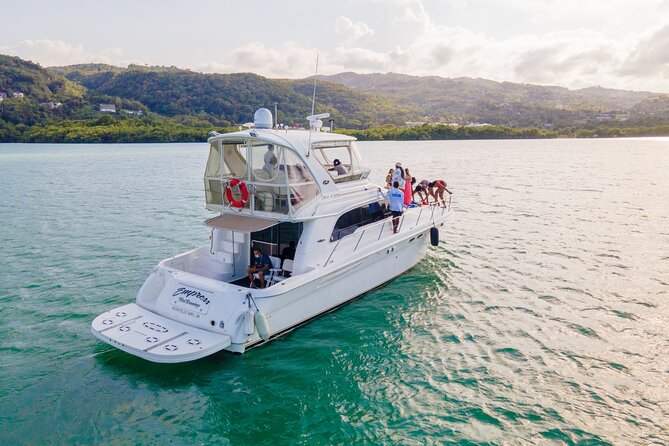 Montego Bay Private Yacht Tour with Open Bar and Lunch - Price and Value: Is $2,500 per Group a Smart Spend?