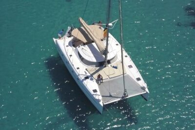 Mykonos Catamaran Private Day Cruise, Full Lunch & Open-bar - Lunch on board: 8-flavor Greek cooking with seafood and open-bar ease
