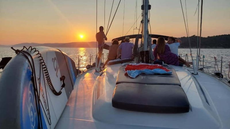 Mykonos: Island Beaches Sailing Tour with Lunch and Transfer - Paraga to Paradise: Where the Sea Turns Into Your Main Event
