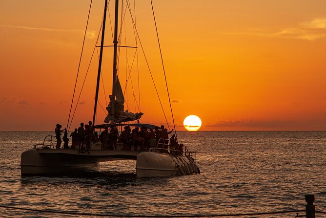 Mykonos: Private Catamaran Cruise—Hotel Pickup, BBQ & Drinks - Price and value for a group up to 10