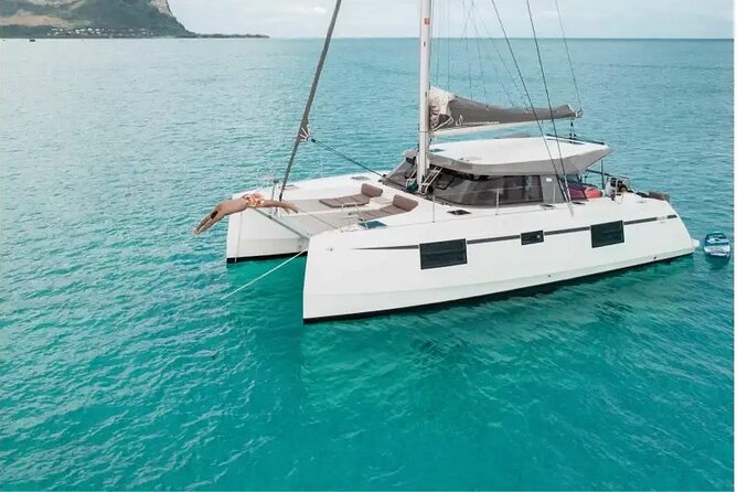 Mykonos Shared Catamaran Tour Experience - Shared catamaran on Mykonos: why this route works