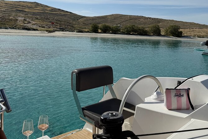 Mykonos Shared Catamaran Tour Experience - Food and drinks onboard: why the lunch often becomes the memory