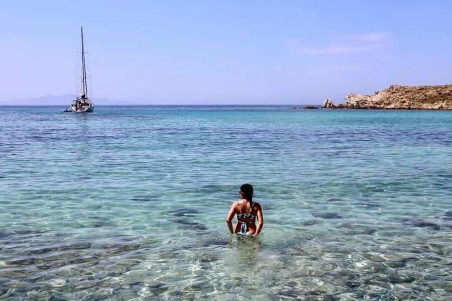 Mykonos: Sunset Sail Cruise to Rhenia, Beach Hopping, Dinner - Meeting the yacht and getting your bearings (safety first)
