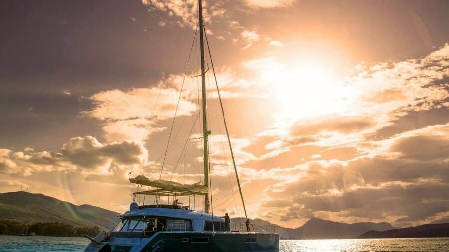 Naxos: Catamaran Cruise with Lunch & Drinks - Timing, Meeting Points, and What to Bring