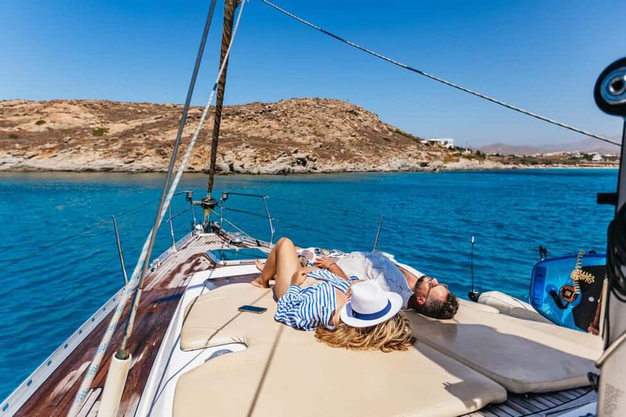 Naxos/ Paros: Sailing Cruise with Food and Drinks - Getting on the Yacht: Port Basics That Prevent Headaches