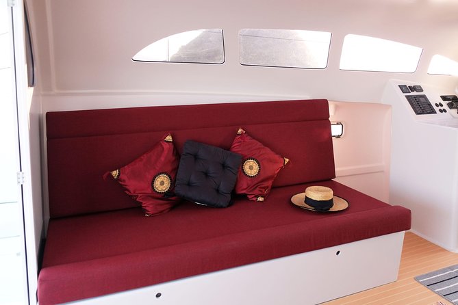 New Power catamaran for Phang Nga and Phi Phi island excursions - Food and drinks: Thai buffet lunch done the easy way