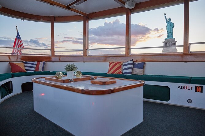 New York City Sunset Cocktail Cruise on Small Yacht - Key things to know before you go