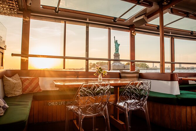 New York City Sunset Cruise on a Yacht - Key Highlights at a Glance