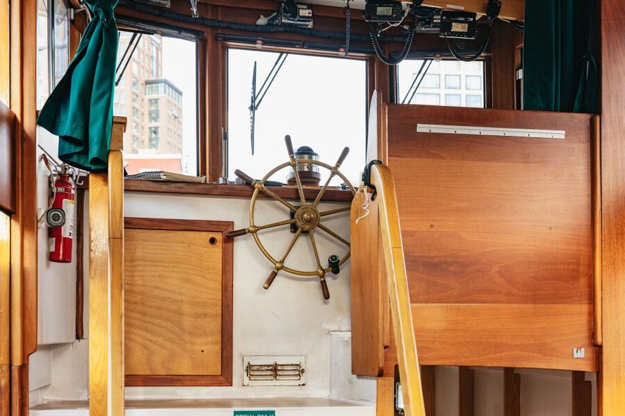 New York City: Sunset Yacht Cruise - The Hudson skyline after dark: when the city lights come alive