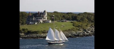 Newport: Day Sail on Narragansett Bay aboard Aquidneck - The best sightings: Pell Bridge, Fort Adams, Clingstone, Hammersmith Farm