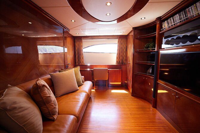 Number Juan 100ft Yacht Azimut Rental - Entering The Number Juan: More Than a Big Boat