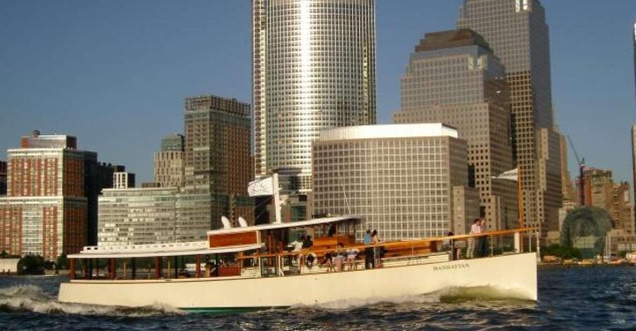 NYC: Evening Jazz Cruise on the Yacht Manhattan - Who Should Book This NYC Jazz Cruise (and Who Might Skip It)