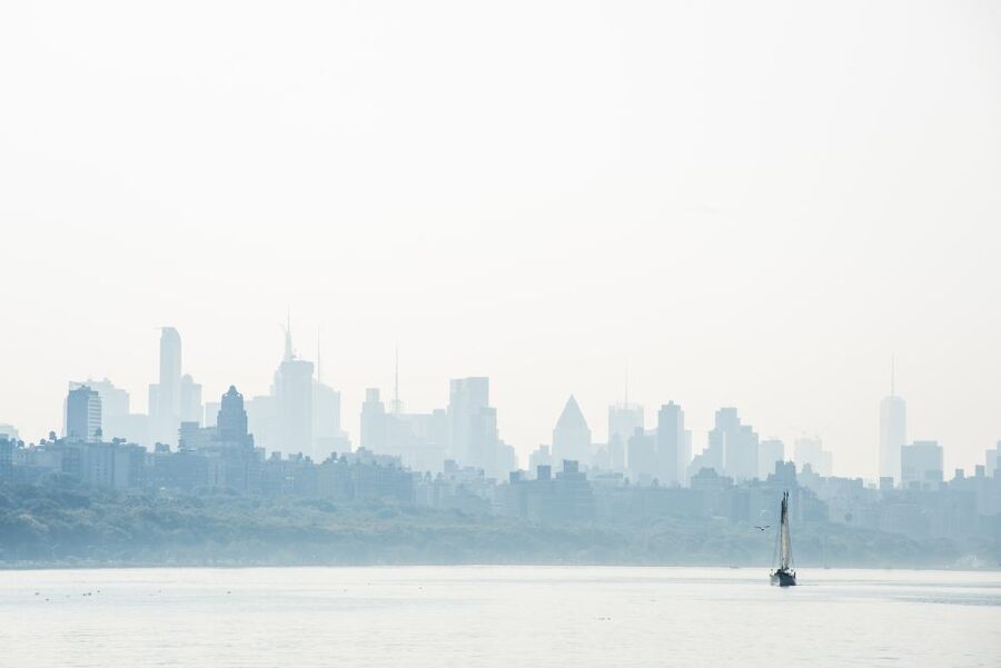 NYC: Hudson River Fall Foliage Yacht Tour - Weather and visibility: what a rainy Hudson means for your expectations
