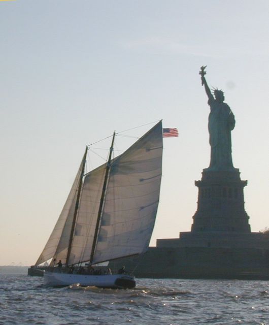 NYC: Statue of Liberty Day Sail on the Schooner Adirondack - Statue of Liberty from the waterfront: close enough to matter