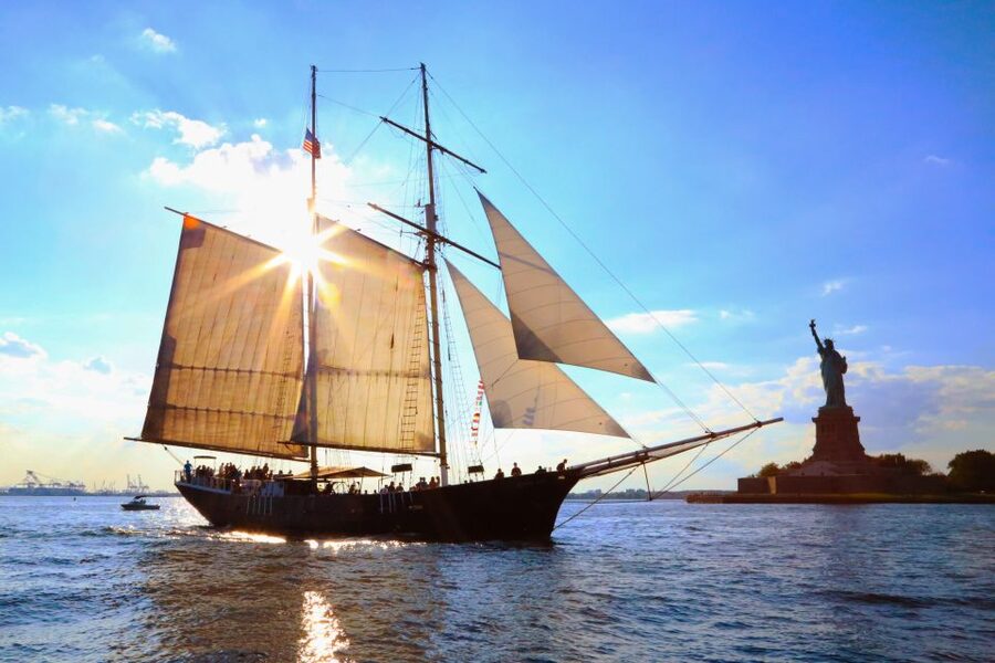 NYC: Statue of Liberty Day Sail with Onboard Bar - Key Highlights Worth Your Time
