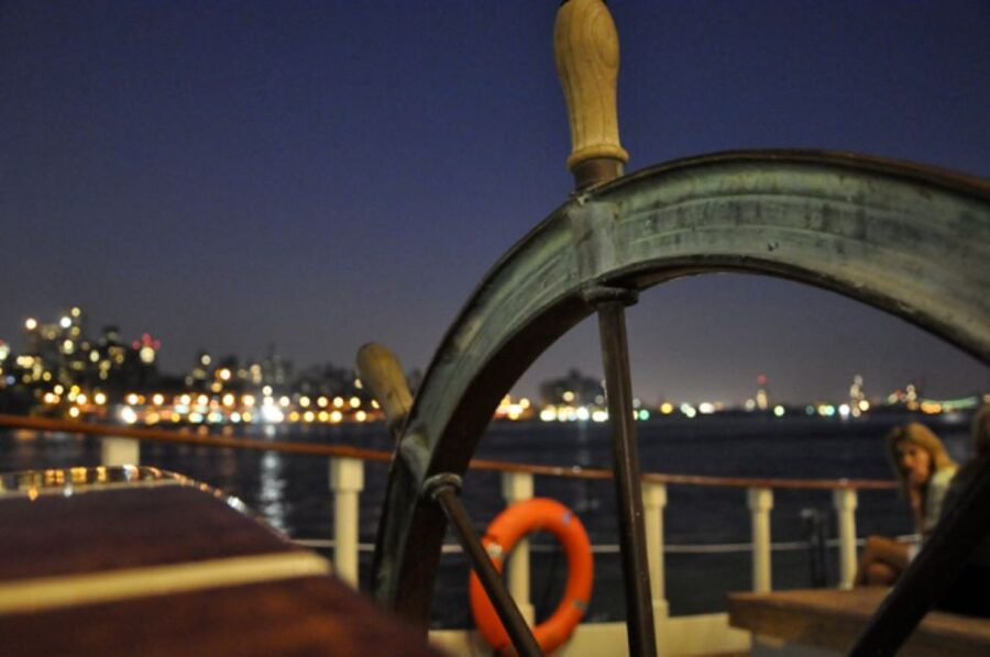 NYC: Statue of Liberty Day Sail with Onboard Bar - Onboard bar and the real fun of crew interaction