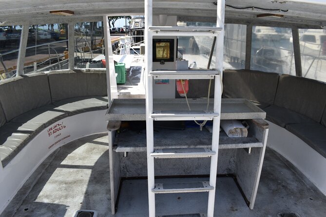 Oahu Catamaran Waikiki Sunset on 40 Foot Catamaran: Food and BYOB - Key highlights you’ll feel right away