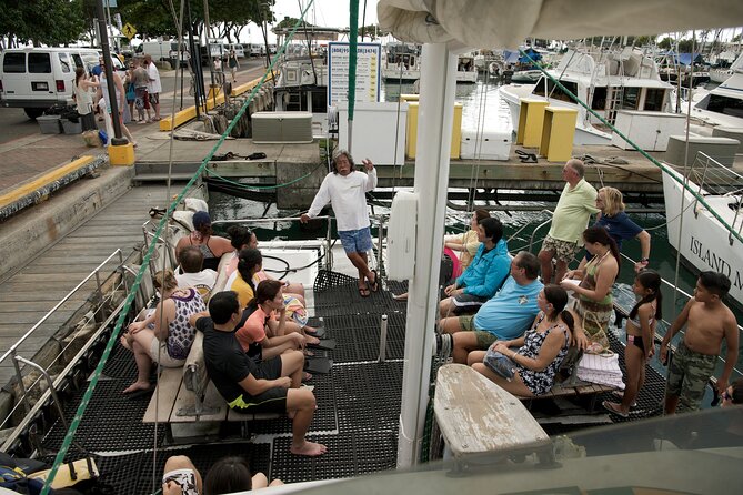 Oahu Catamaran Waikiki Sunset on 40 Foot Catamaran: Food and BYOB - What the two-hour route feels like, step by step