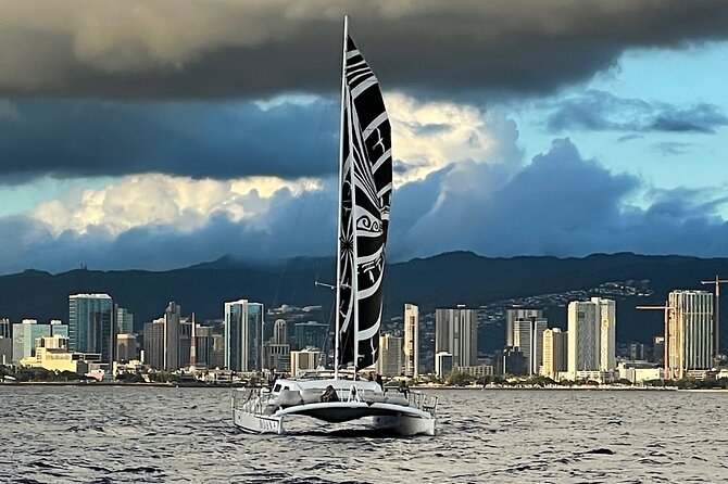Oahu's Waikiki Coast: Moana’s Sunset Cocktail Sail - Photo strategy: how to get the best sunset shots
