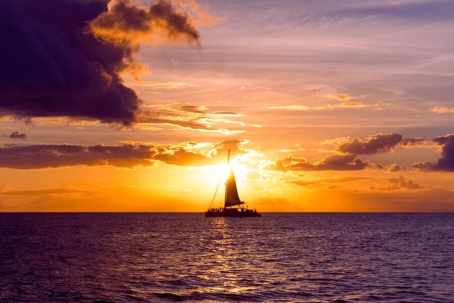 Oahu: Waikiki Sunset Catamaran Cocktail Cruise - Price and Value: Is $99 a Good Deal in Waikiki?