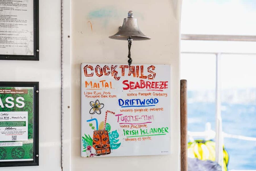 Oahu: Waikiki Turtle Snorkel Sail - FAQ