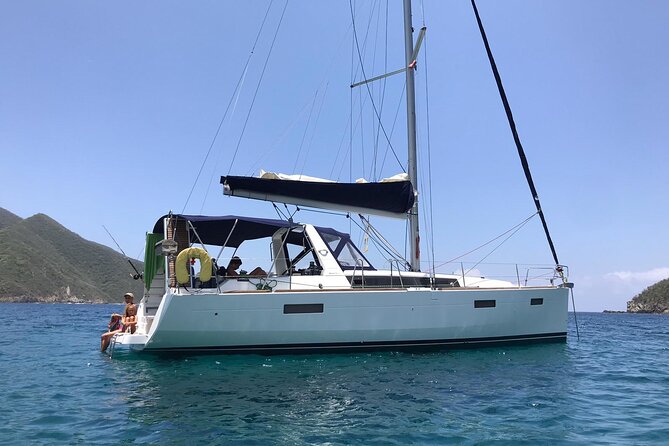 One amazing day in a private recent sailing boat in the Tayrona Park. The best sail trip from Santa Marta! - Tayrona by sail: the day feels quieter, and that matters