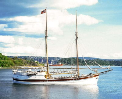 Oslo: Oslo Fjord Sightseeing Cruise by Sailing Ship - The Oslo Fjord route: islands, Opera House, and the Munch spotlight