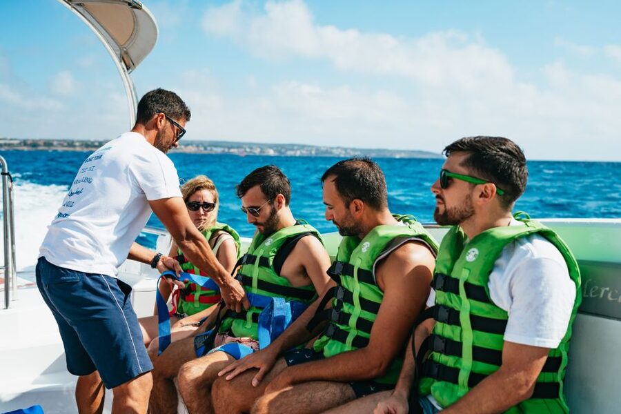 Palma Bay: Parasailing Experience - Safety and Crew Style: The Stuff That Actually Matters