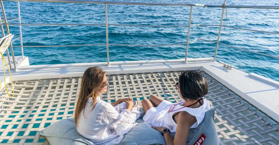 Palma: Catamaran Cruise with Swimming and Snorkelling - Getting There at Playa del Arenal Without Stress