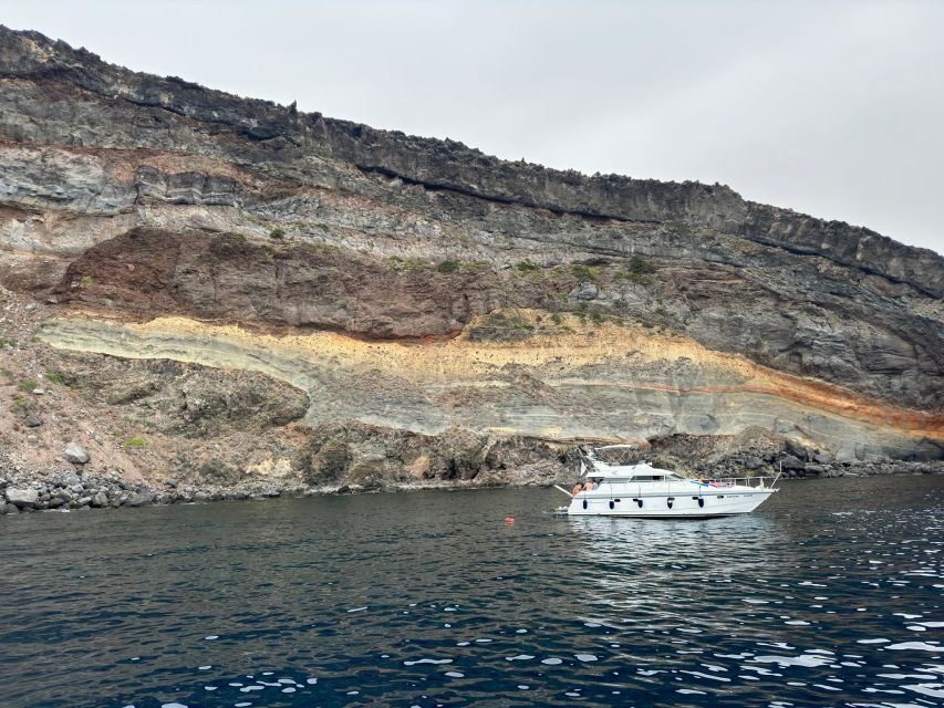 Pantelleria Island: Isola Tour in Yacht with Simone & Luck - Stop-by-Stop: Sastario Sands, Kuddia Scauri Blue Waters, and Nika Hot Water