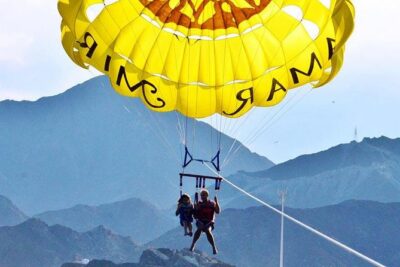 Parasailing - Timing on the Water: 45 Minutes by Boat, 15 Minutes Flying