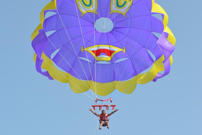 Parasailing Adventure Fly to Sky with Hotel Pickup - Hurghada - Group size: why max 15 can feel better