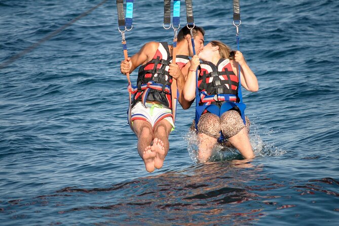 Parasailing from Albufeira Marina by Boat - Parasailing from Albufeira Marina: the short flight that delivers Algarve views