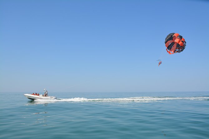 Parasailing from Vilamoura - Crew, languages, and expectations about what’s included