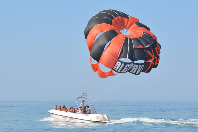 Parasailing from Vilamoura - Weather, minimum numbers, and when your flight might shift