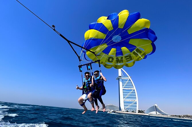 Parasailing in Dubai - Burj Al Arab View - Solo vs duo parasailing, and the kid rules that matter