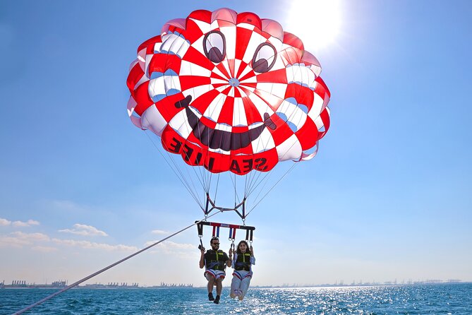 Parasailing in Dubai with Palm Jumeirah and JBR Beach views - Group Size and Weight Rules: The Part That Can Affect Your Day
