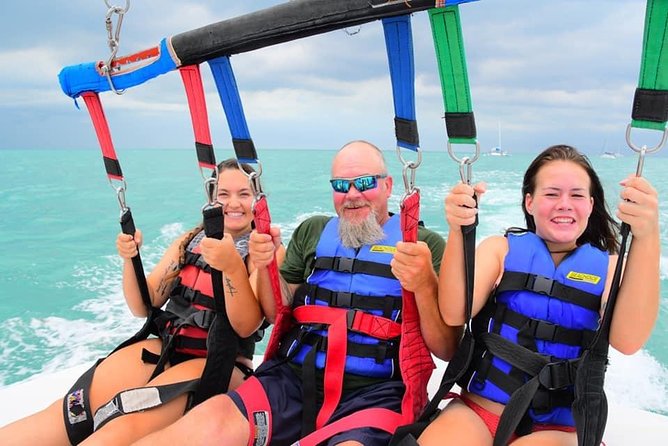 Parasailing in Key West at Smathers Beach - Smathers Beach Parasailing: What Makes This One Hour Feel Like a Big Deal