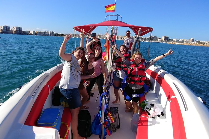 Parasailing in Torrevieja - Safety and Crew Vibes: What Leo and the Boat Team Do Well