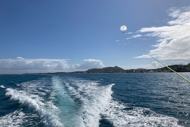 Parasailing Orient Bay Beach Sint Maarten - The Crew and Safety: How This Stays Chill