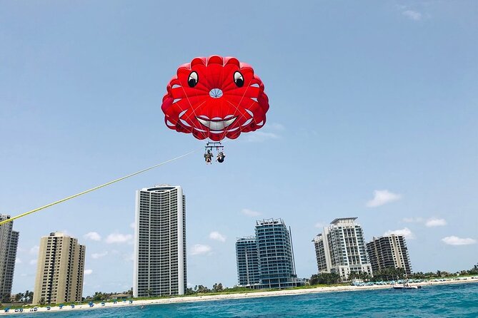 Parasailing Palm Beach - What’s included vs. what costs extra