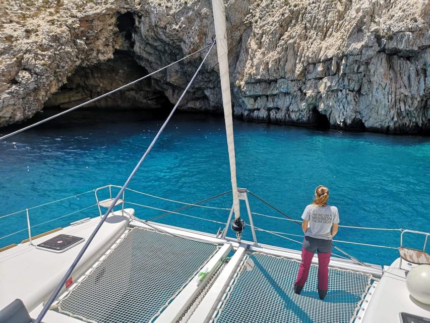 Paros: Catamaran Cruise with Swimming, Meal and Drinks - Why this catamaran beats a bus-and-boat day