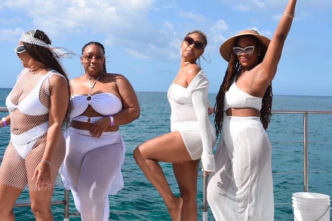 Party Catamaran: OpenBar, Music, Negril Beach, Caves, Snorkeling - Margaritaville Negril and 7 Mile Beach: Your Beach Reset Before the Party