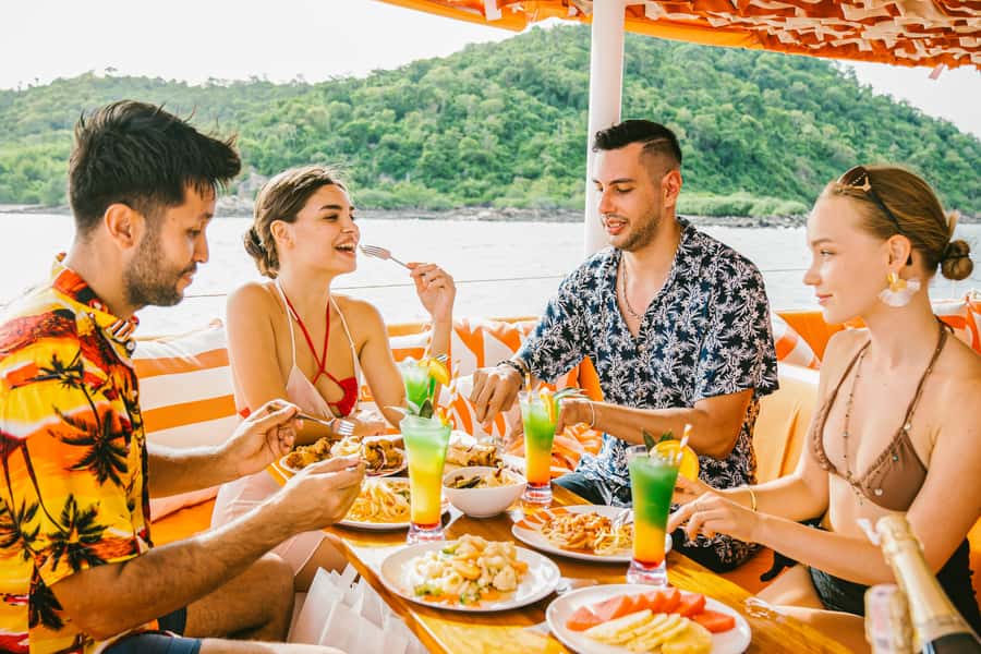Pattaya: 3-Island Hopping Sunset Yacht & Buffet with Live DJ - Key Things I’d Prioritize