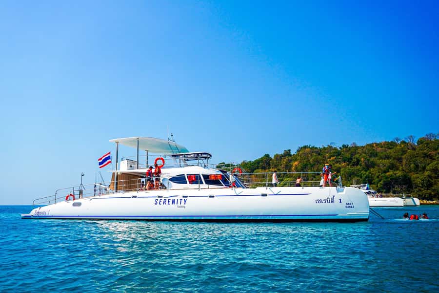 Pattaya: Exclusive 3-Island Catamaran Tour with Buffet Lunch - How This Catamaran Day Works (And Why It Feels “Private-ish”)