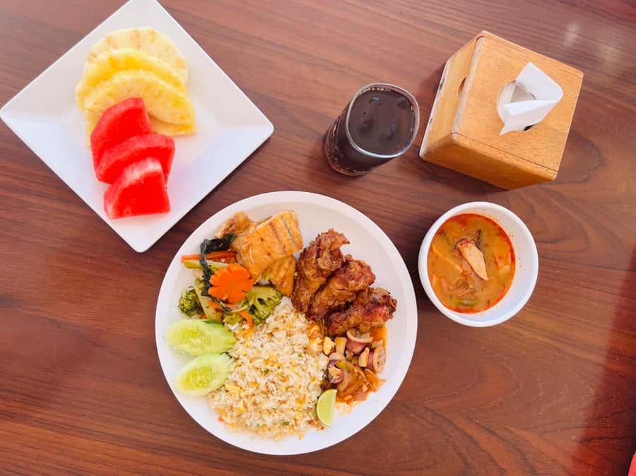 Pattaya: Full-Day 2 Islands Yacht Trip with Lunch and Sunset - Who This Tour Is Best For