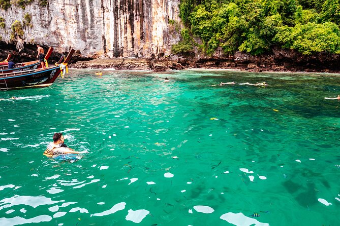 Phi Phi Snorkeling Early Day Trip, Speedboat - Phuket Sail Tours - Pileh Lagoon: the classic swimming and snorkeling window