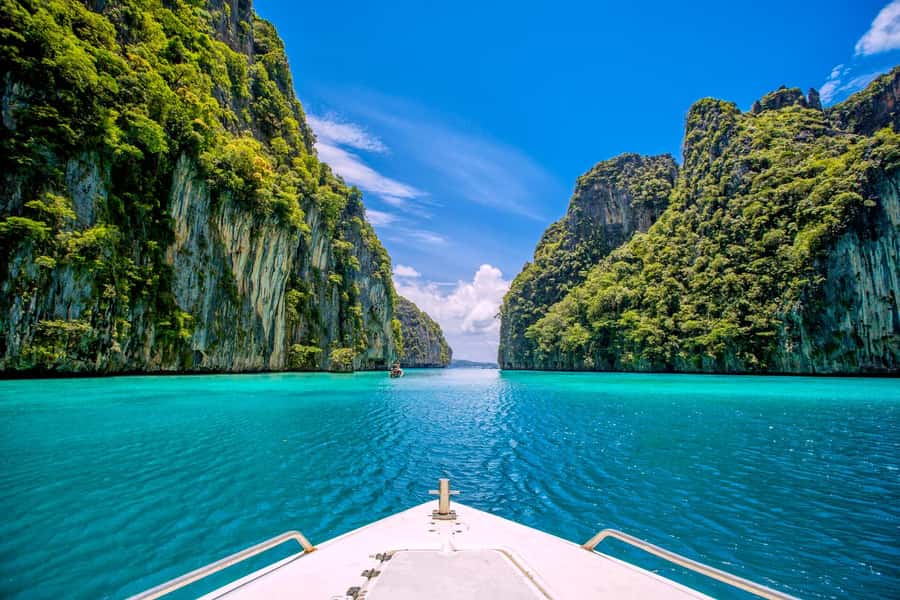 Phuket: Bamboo Island and Phi Phi Islands by Fast Catamaran - Fast Catamaran From Royal Phuket Marina: Why the Day Works